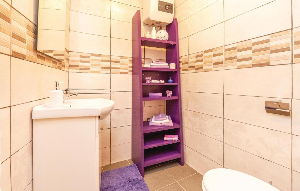 Stunning Home In Punat With Kitchen Stara Baška Dış mekan fotoğraf