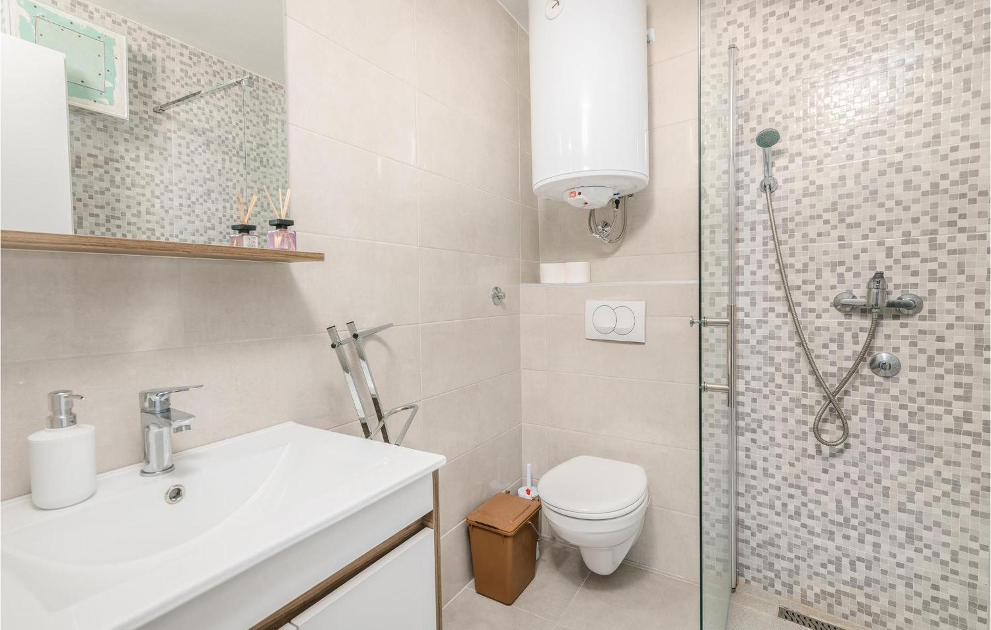 Stunning Home In Punat With Kitchen Stara Baška Dış mekan fotoğraf