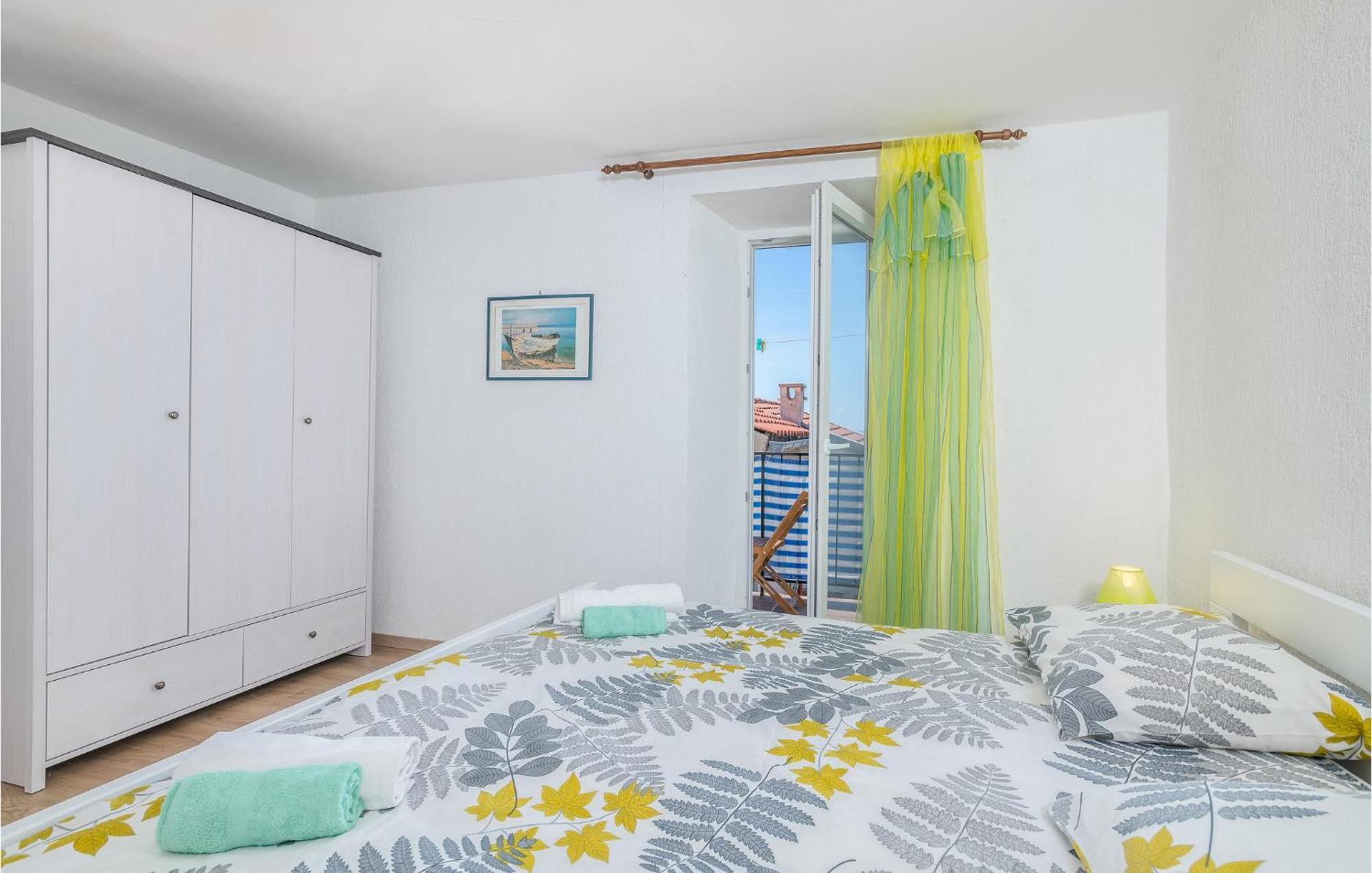 Stunning Home In Punat With Kitchen Stara Baška Dış mekan fotoğraf